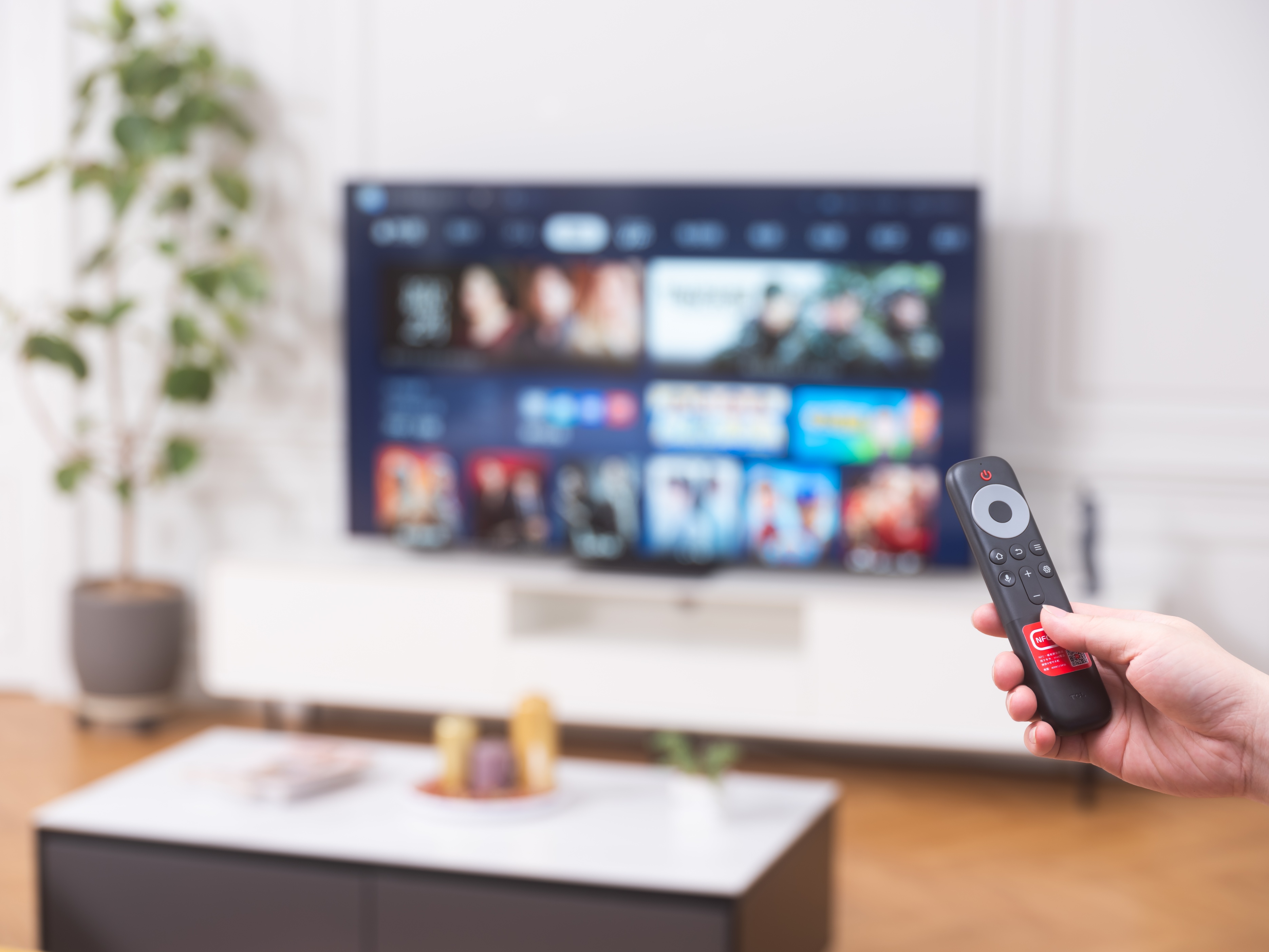 电视机推荐tclq10,tclq10gpro55寸电视评测