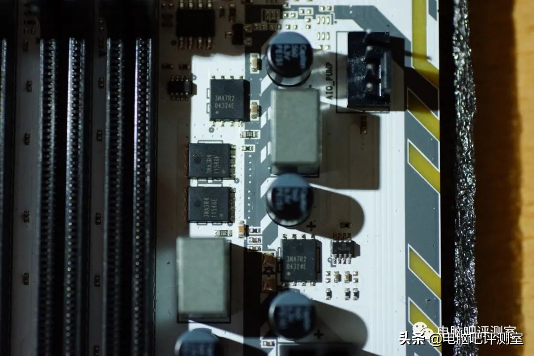 七彩虹b660m-hddeluxev20,七彩虹b660mgamingfrozen评测