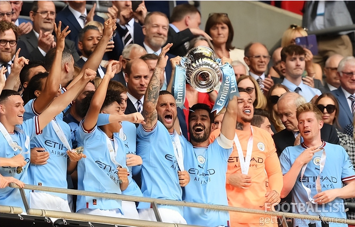 英格兰第二支三冠王球队诞生,英超曼城欧冠决赛