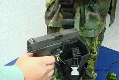 仿制手枪是什么,仿制玩具枪械模型