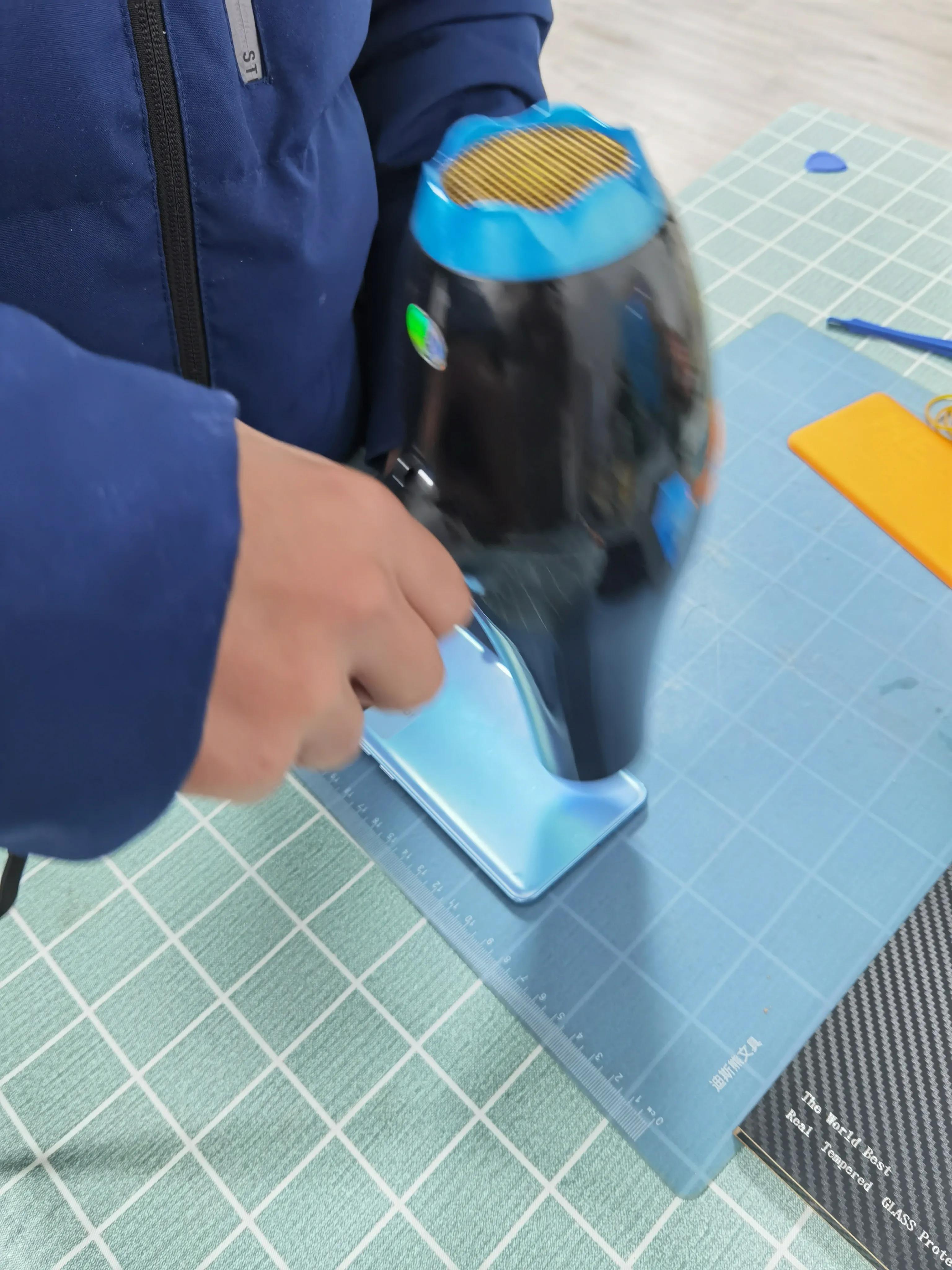 手机后盖自己换没有吹风机怎么办,手机后盖自己换还是送维修店换