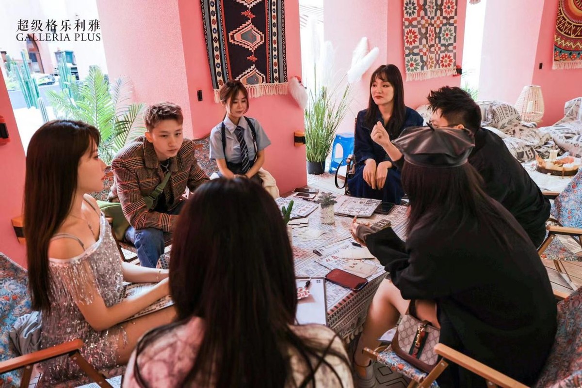 “超级格乐利雅”全新商业密码*揭露大**！重构艺术体验＋新零售商业模式，开创艺术潮流新地标