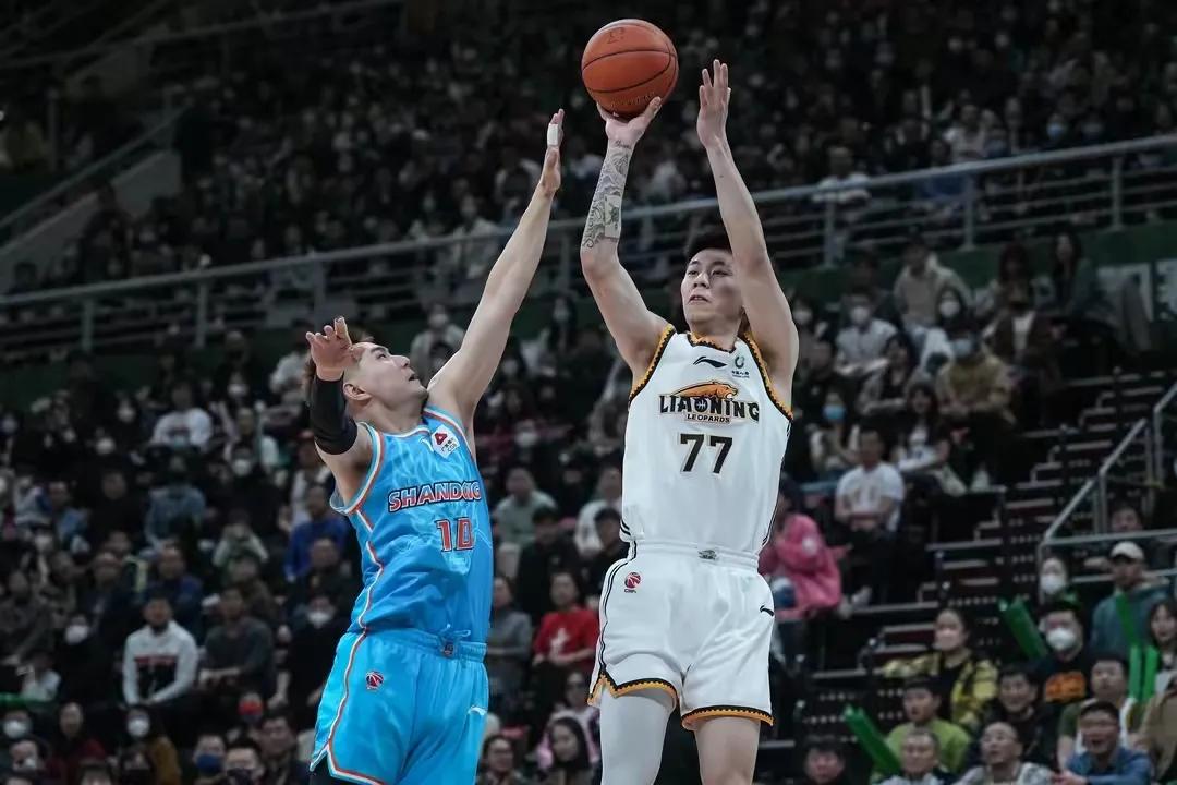 辽宁惨败广东杨鸣需调整阵容策略,辽宁本钢队大胜吉林