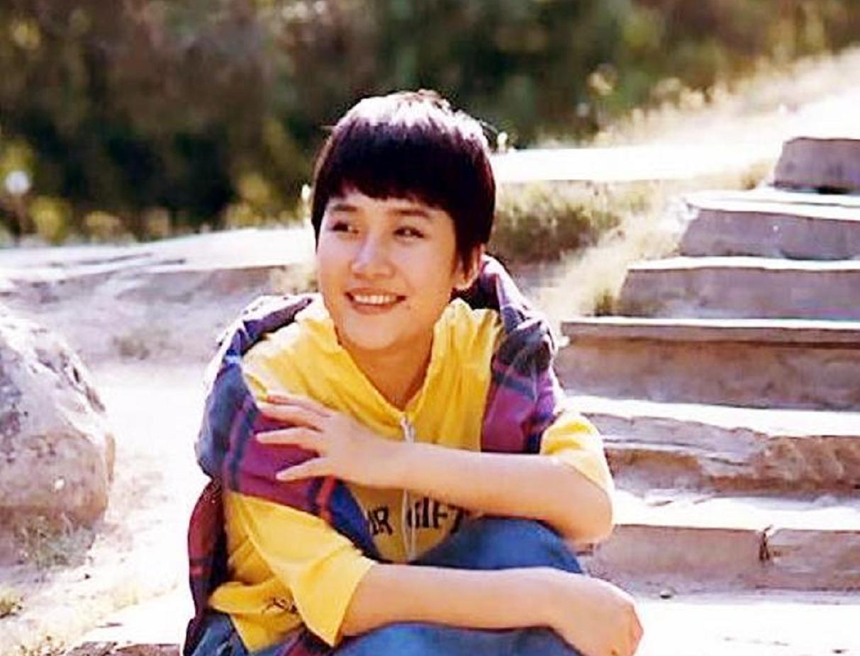 李娜歌手为什么出家,歌手李娜为何在巅峰时期出家