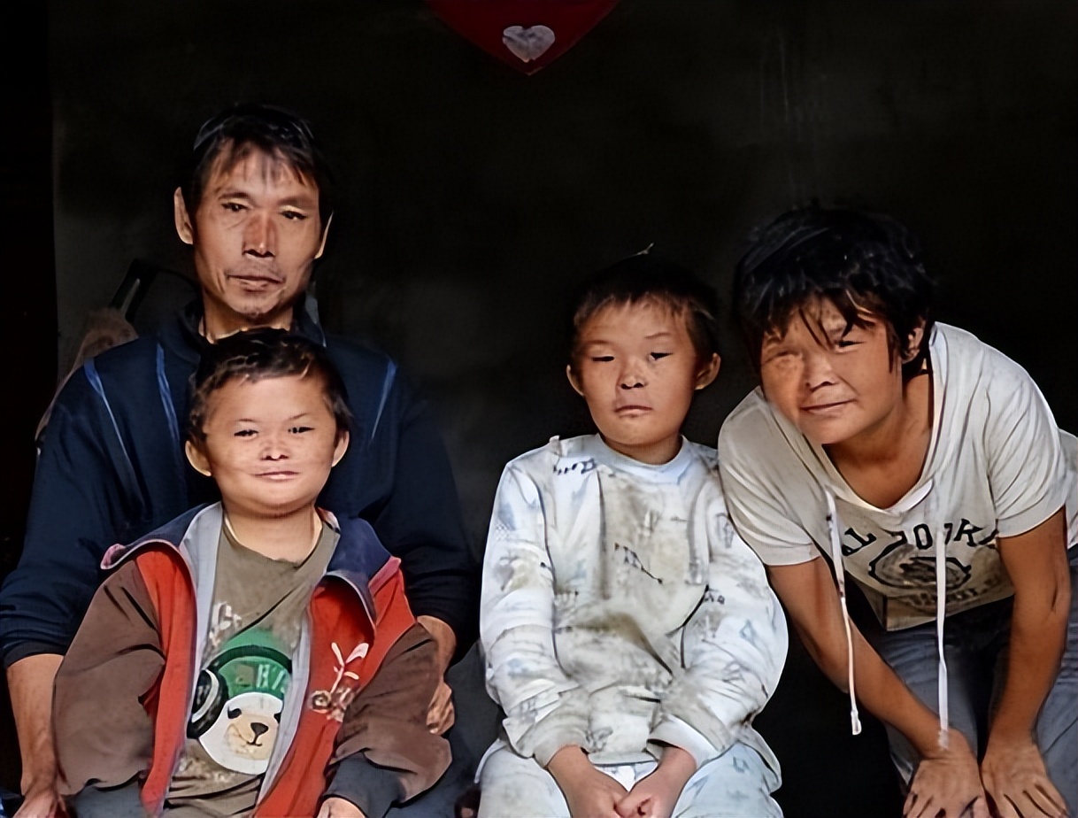 以前的小马云对比现在的小马云,小马云走红四年被抛弃