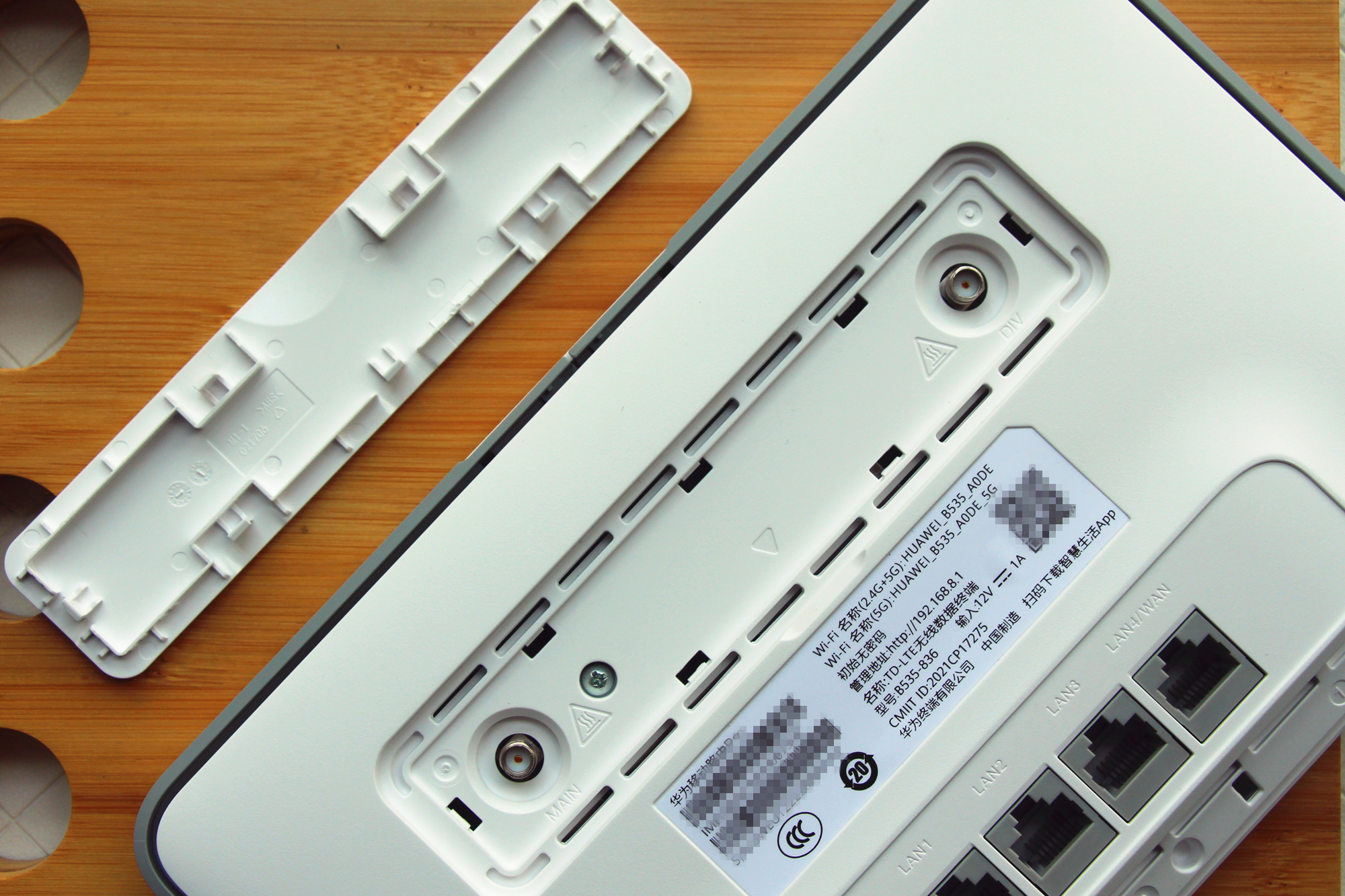 华为移动路由pro多设备分摊网速,华为移动路由器pro和随身wifi