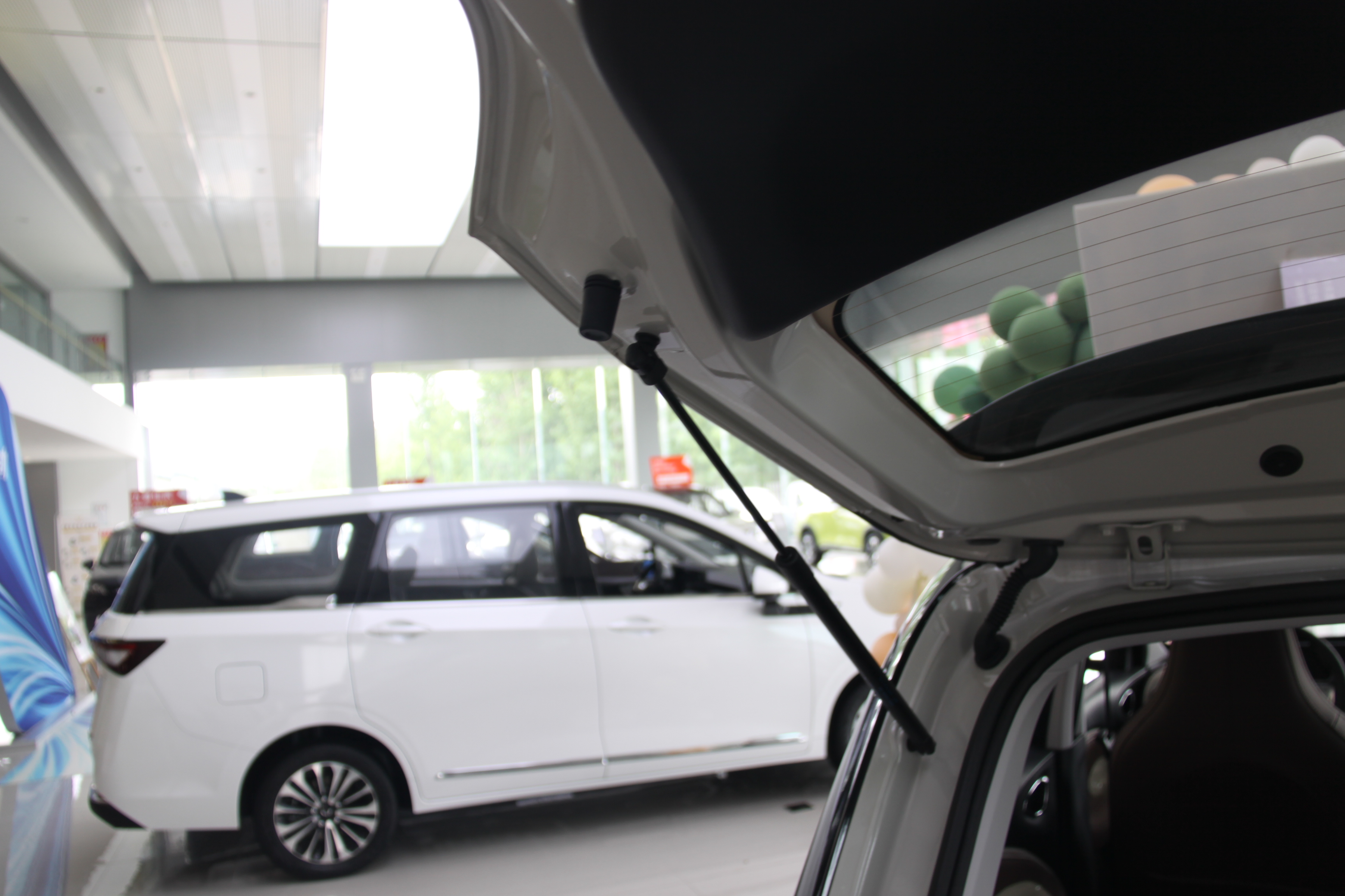 缤果买车攻略,朋友买车我送什么礼物好