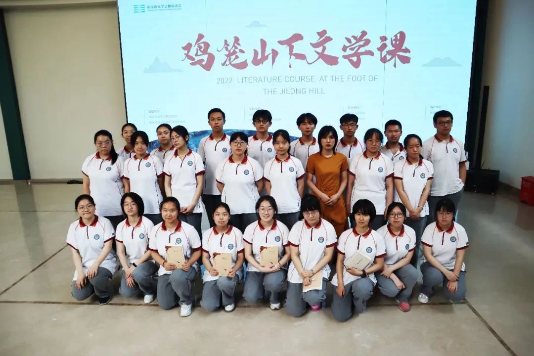 南京燕子矶中学喜报2023,南京市燕子矶中学2020