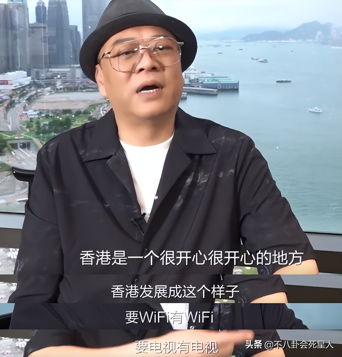 欧阳震华谈英文名,欧阳震华去掉英文名了么