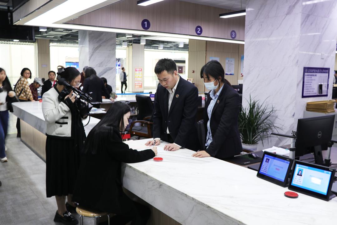 江西过户代办,南昌代办带押过户