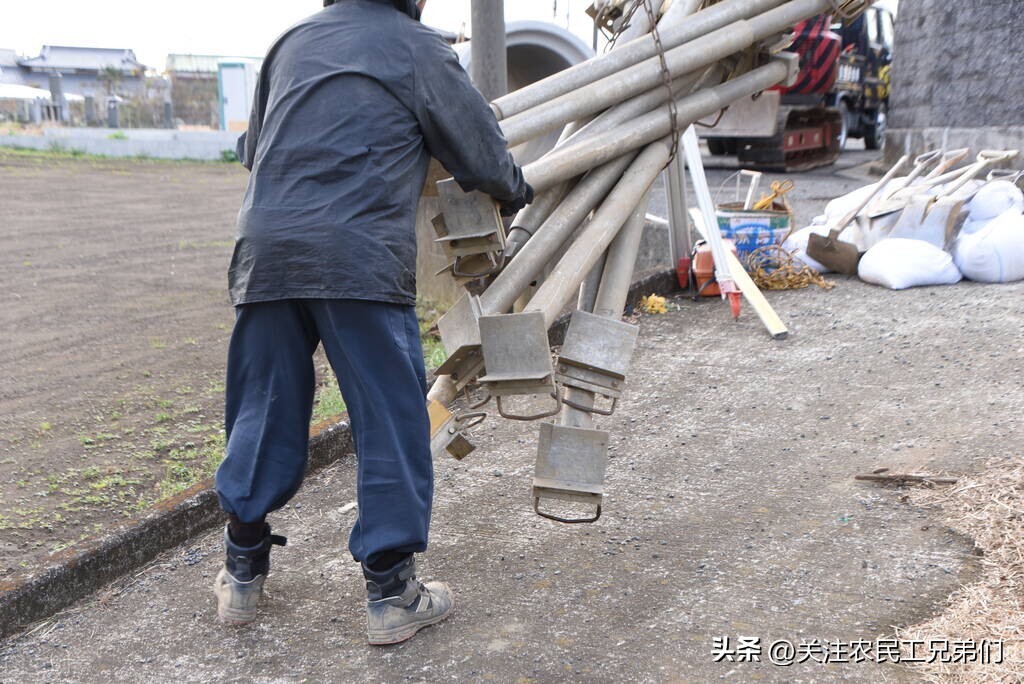 日结工400元一天的工作,日结小时工一天挣多少钱