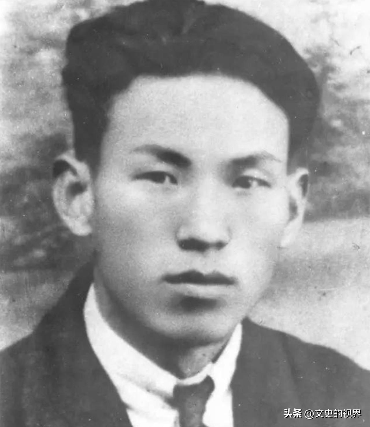 范桂霞：曾与周恩来假扮夫妻，1976年总理逝世，追悼会上她哭晕