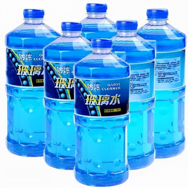 冬天汽车加玻璃水的正确方法,生活小妙招汽车玻璃水怎么加