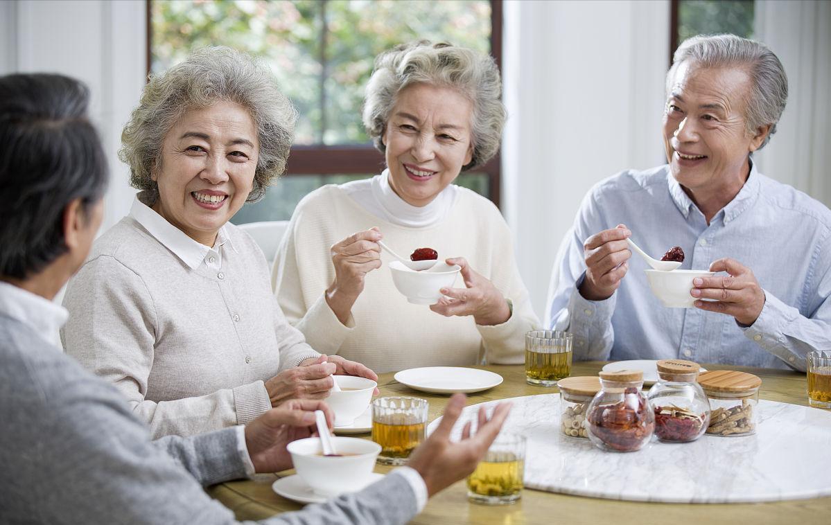 血糖偏高的人建议少吃这4种素食,三种素食引起血糖高