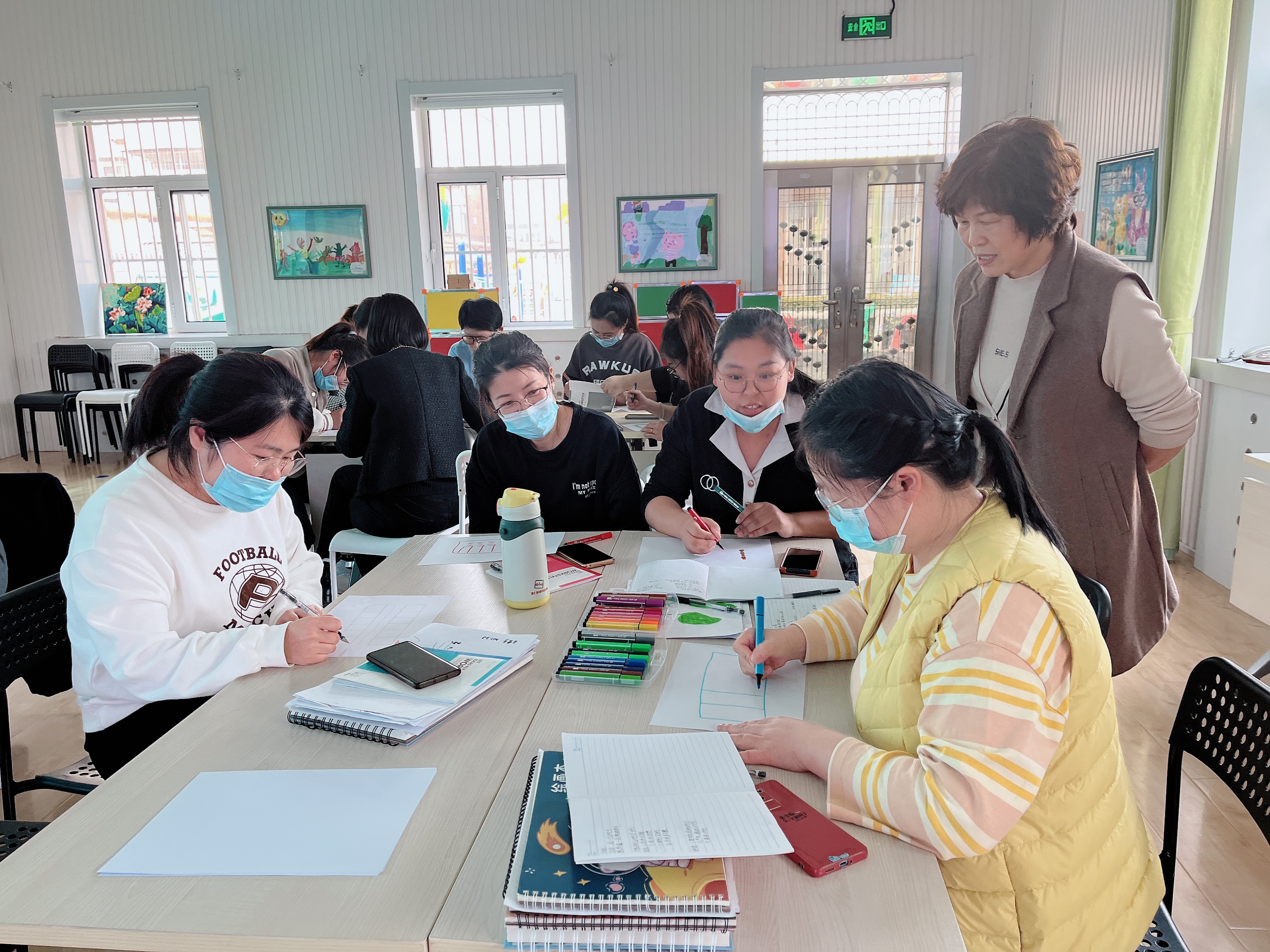 濂嬭繘鏂板緛绋嬪肪甯肩唤鑺冲崕娲诲姩,宸惧讣缁借姵鍗庡辜鍎垮洯娲诲姩