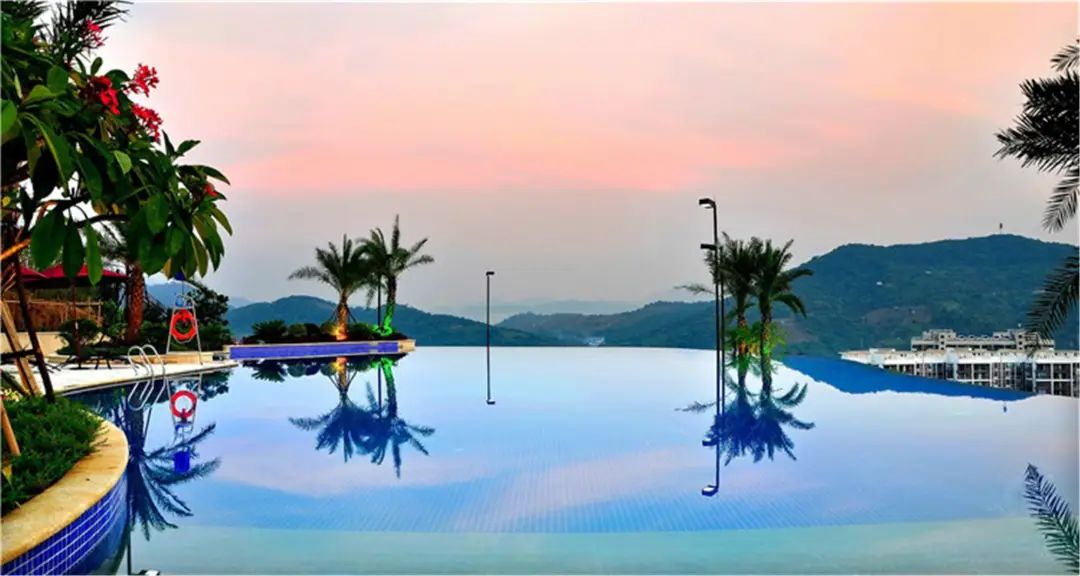 打卡海拔156米的山顶悬崖温泉:广州从化亿城泉说温泉度假酒店