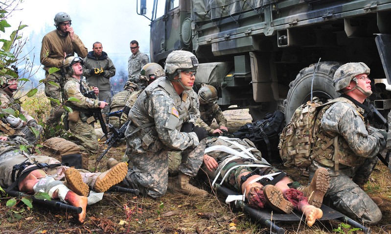 现代战场急救止血理论、技术与器材