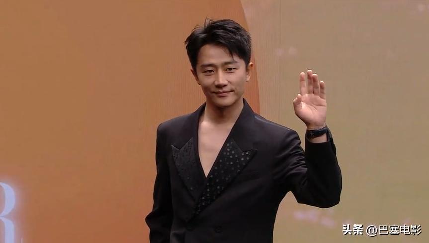 热巴杨颖红毯造型,芭莎红毯杨紫热巴杨颖赵丽颖