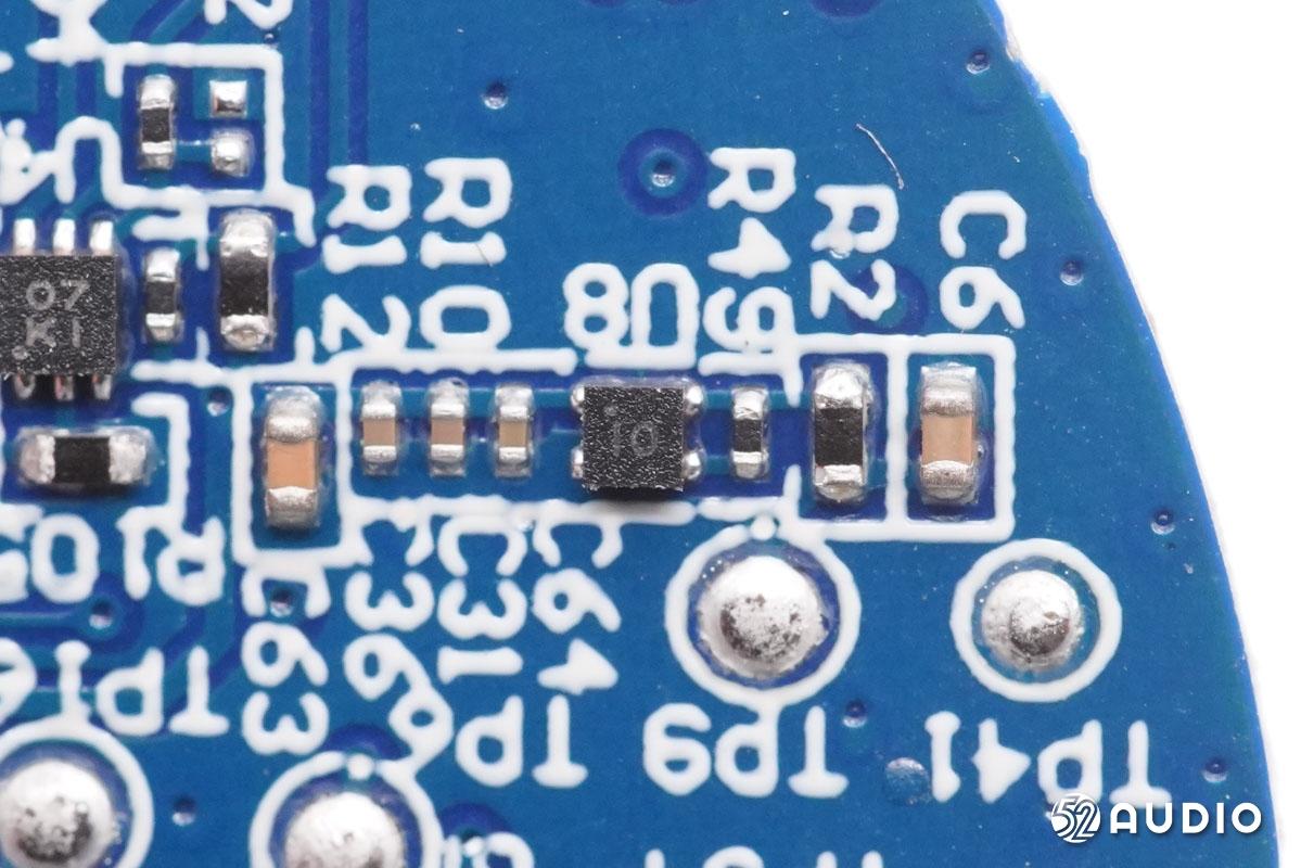 飞利浦耳机fideliol3对比索尼,飞利浦fideliot1