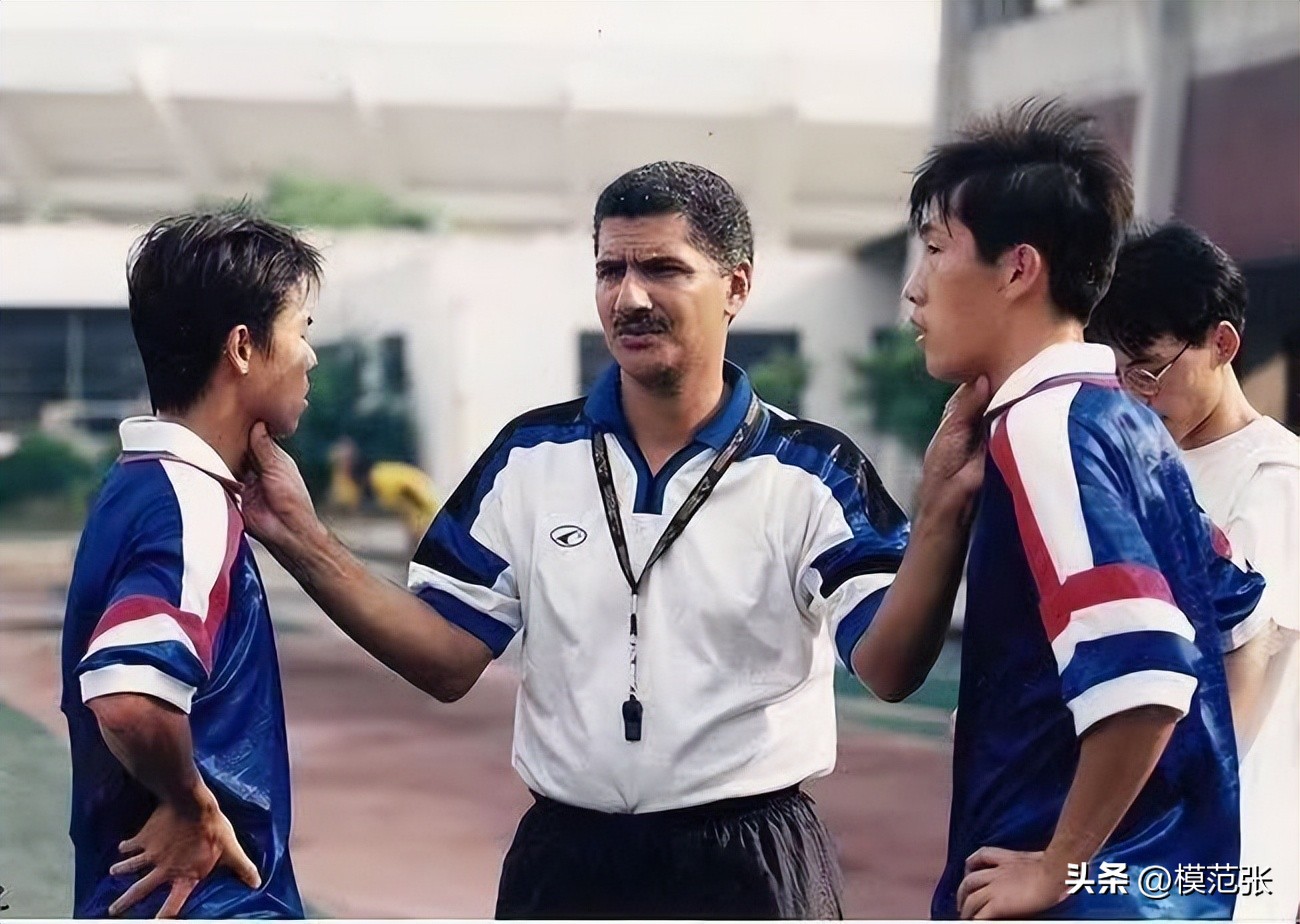 中国职业足球发展史,中国职业足球的历史