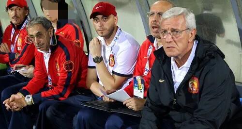 银狐执教中国男足,银狐对里皮的评价