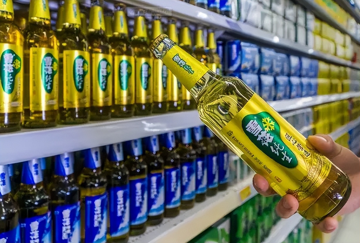 雪花是工业啤酒吗,雪花啤酒为什么是糖浆啤酒