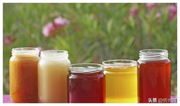 如何鉴别真蜂蜜和假蜂蜜,假蜂蜜是怎么产生的呢