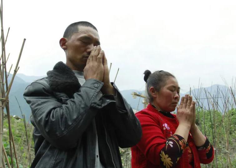 人死后七七四十九天真的就走了吗,人去世后七天真的回家吗