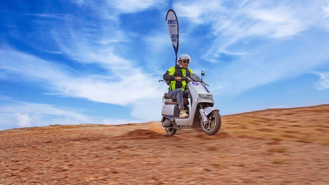 电动车雅迪今日报价,爱玛新日雅迪电动车哪个好