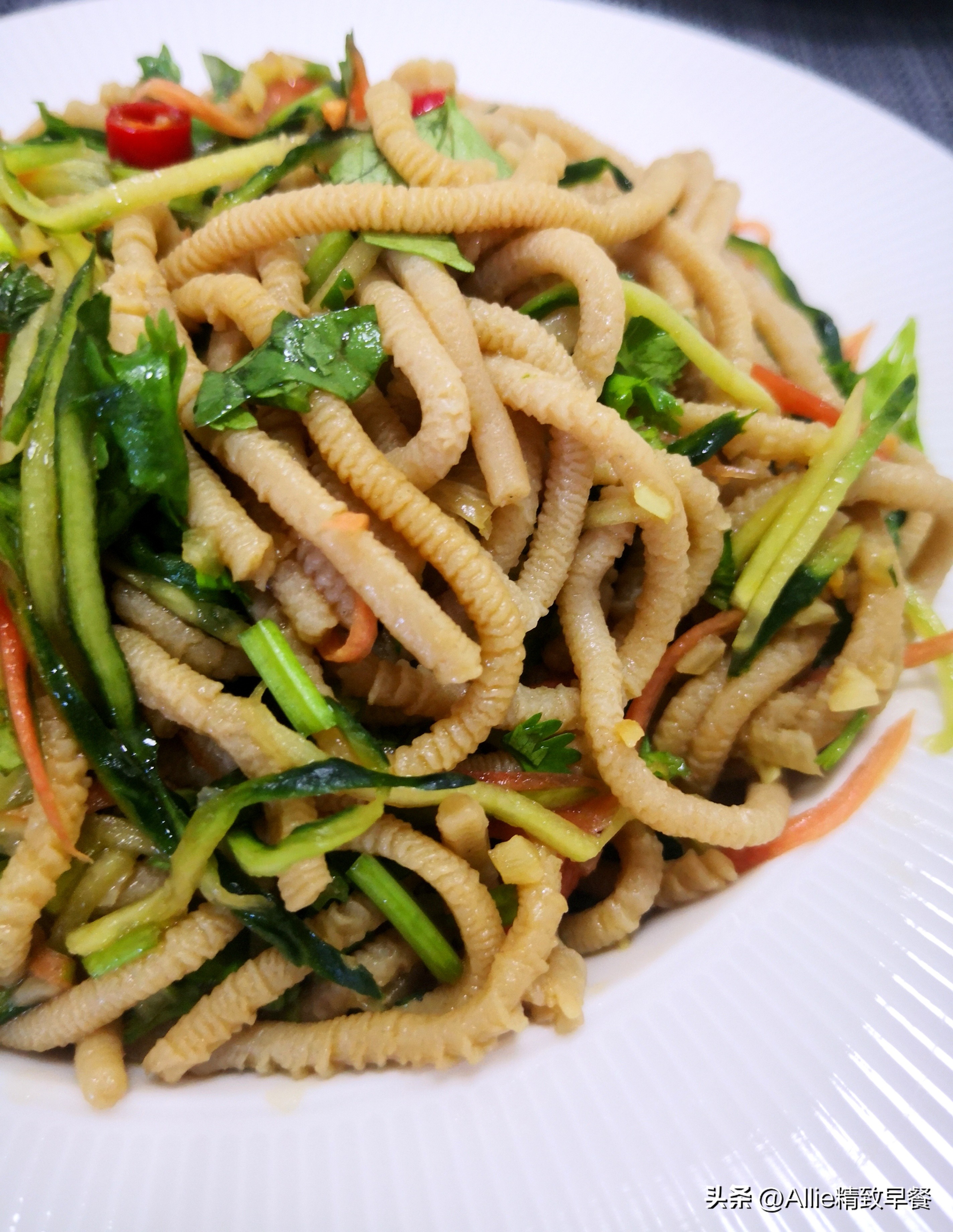 天气太热不想吃大鱼,凉拌莜面详细做法