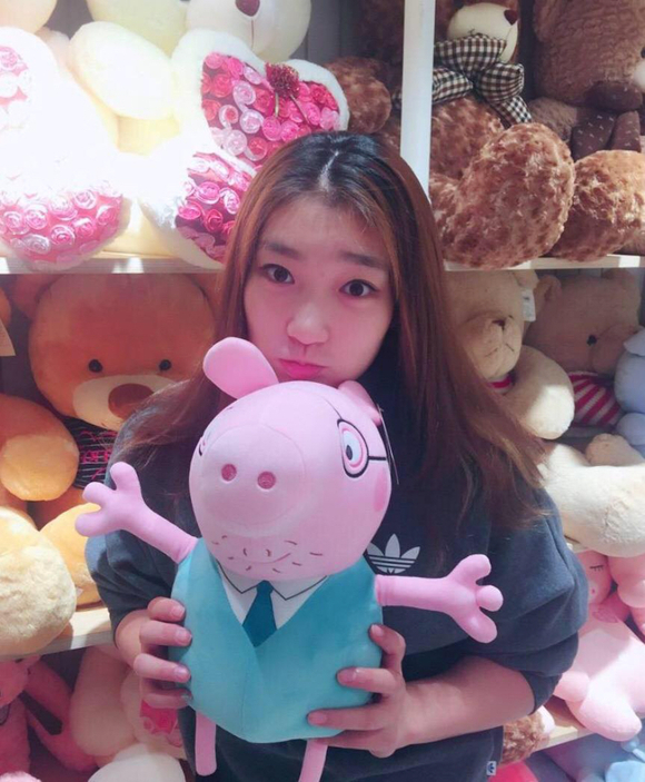 通过40张生活照，了解女篮女神李梦，现任国手、中尉、勒布朗-梦