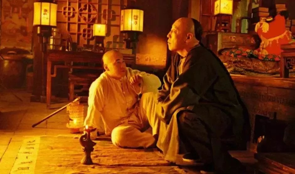 “亮财主”乔致庸：创晋商辉煌，89岁离世，子孙筹拍《乔家大院》