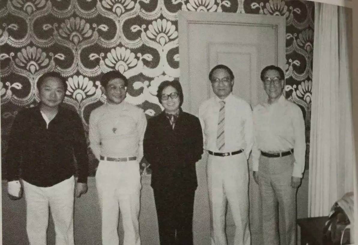 古龙所著的作品是否有天涯明月刀,古龙最好的十部作品天涯明月刀