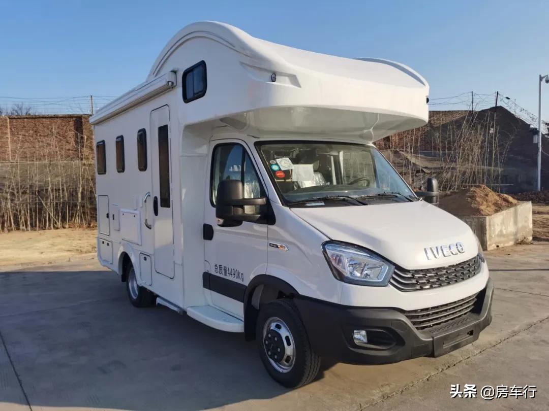 2021上汽大通t90,大通t90升顶最新款房车多少钱