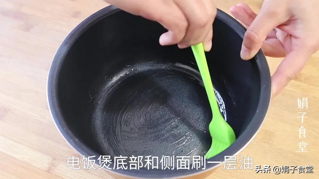 想吃蛋糕不用出去买教你在家做,蛋糕简单又好吃不用电饭煲