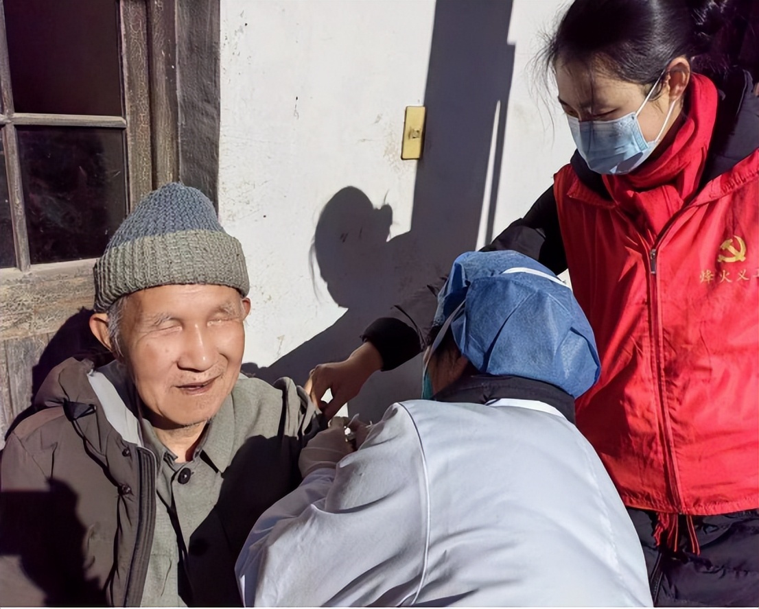 抗疫社区网格员,暖心网格员的温情坚守