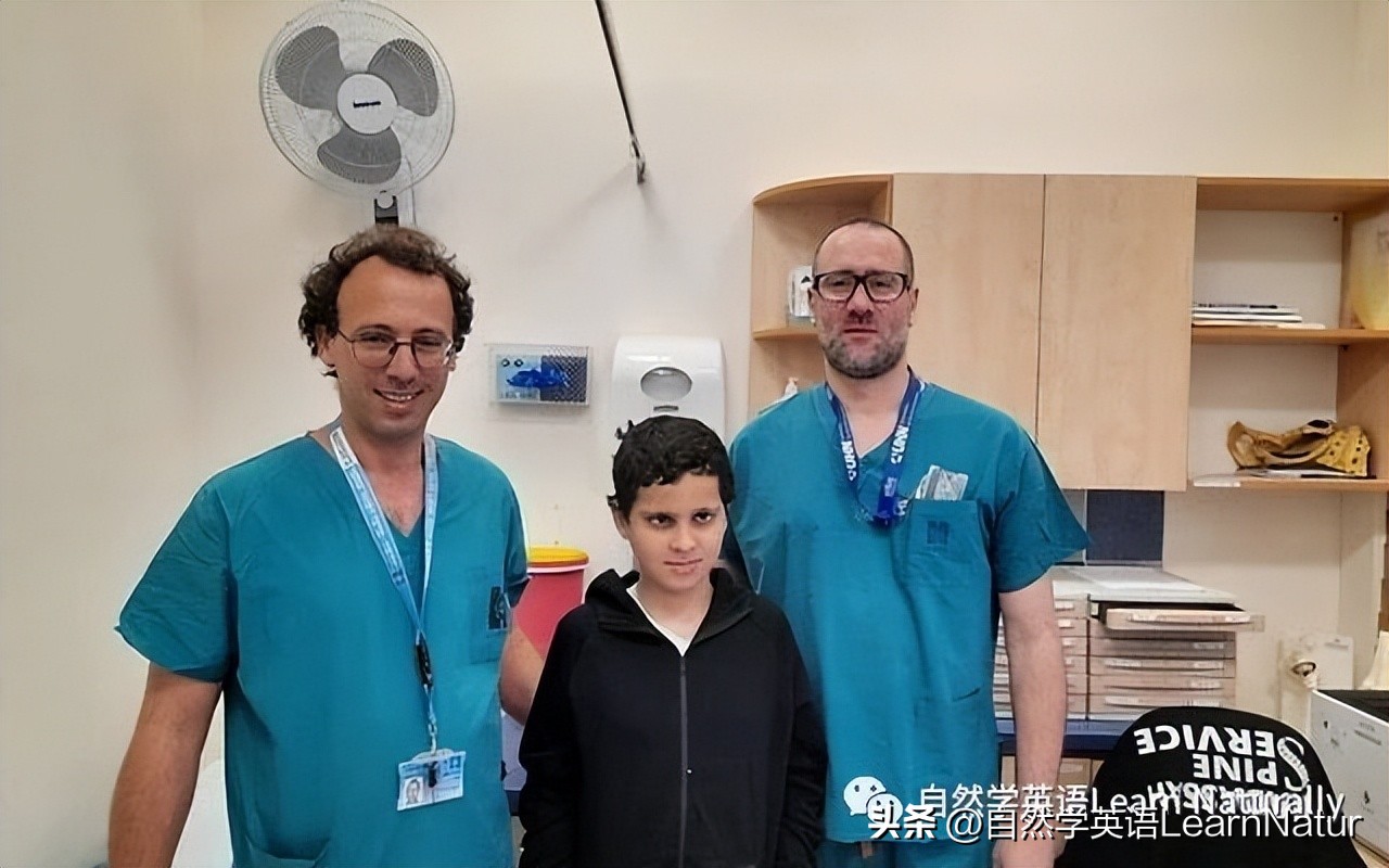 英闻独家摘选：少年「断头」神奇接回！术后1月可自主行走