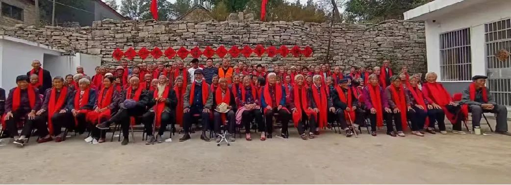 开展擦亮文明窗口志愿服务活动,志愿服务汇聚爱心为文明添彩