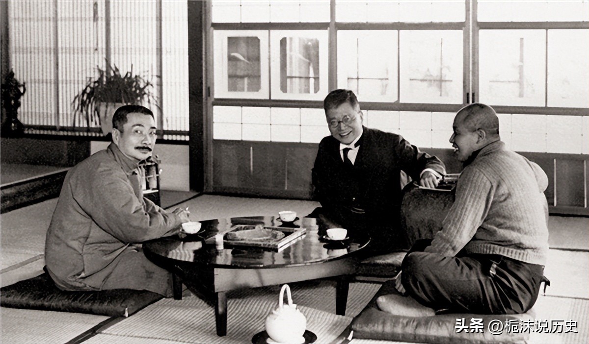 鲁迅玩伴闰土：57岁病逝后，留下5子，如今后代完成华丽转变