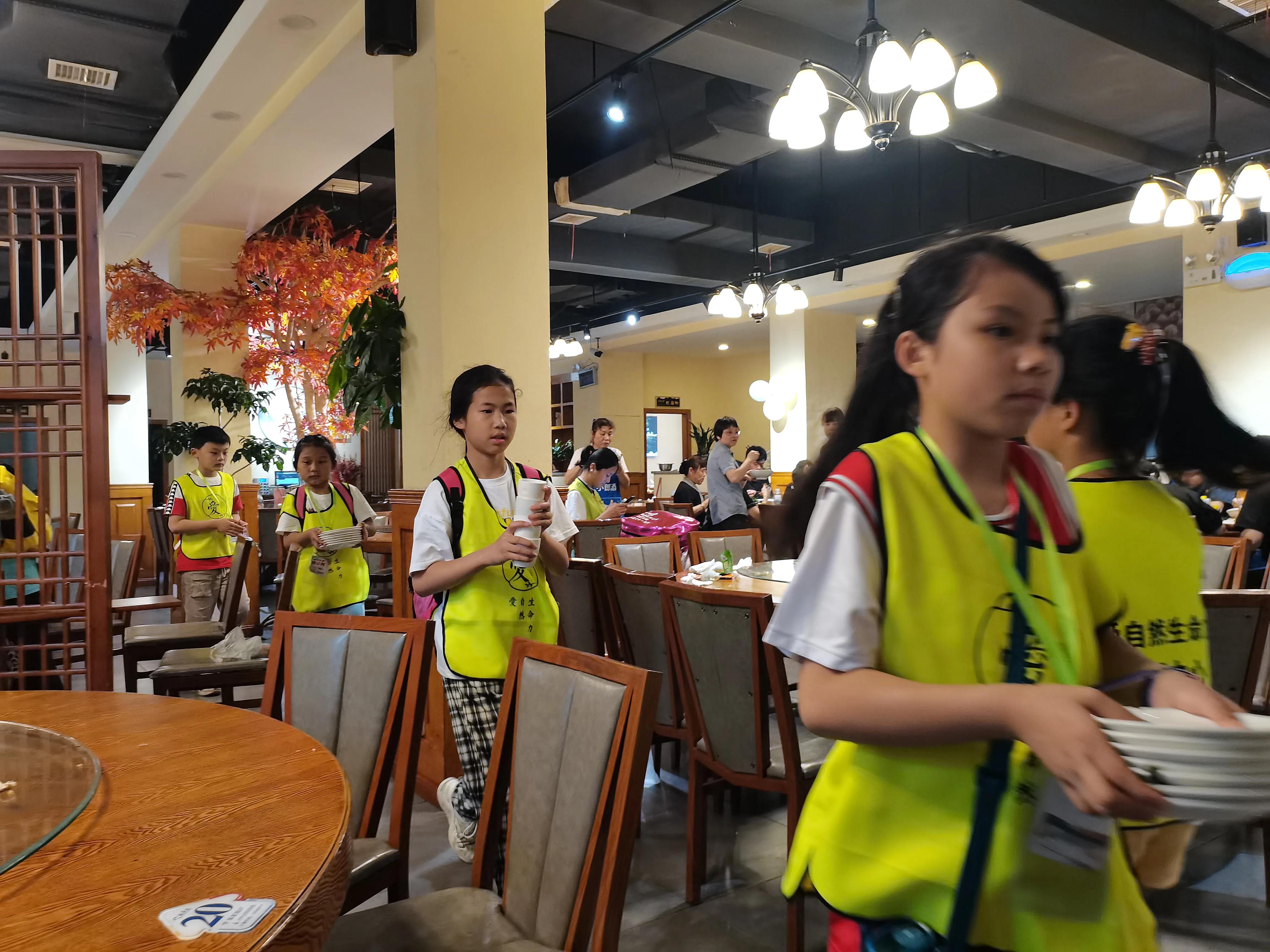 孩子一元城市生存挑战朋友圈文案,一元钱城市生存挑战