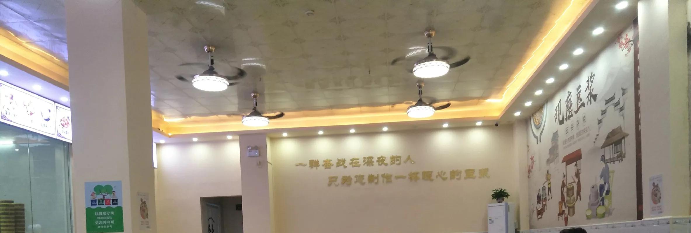 小聚深夜食堂,上海偶遇深夜食堂