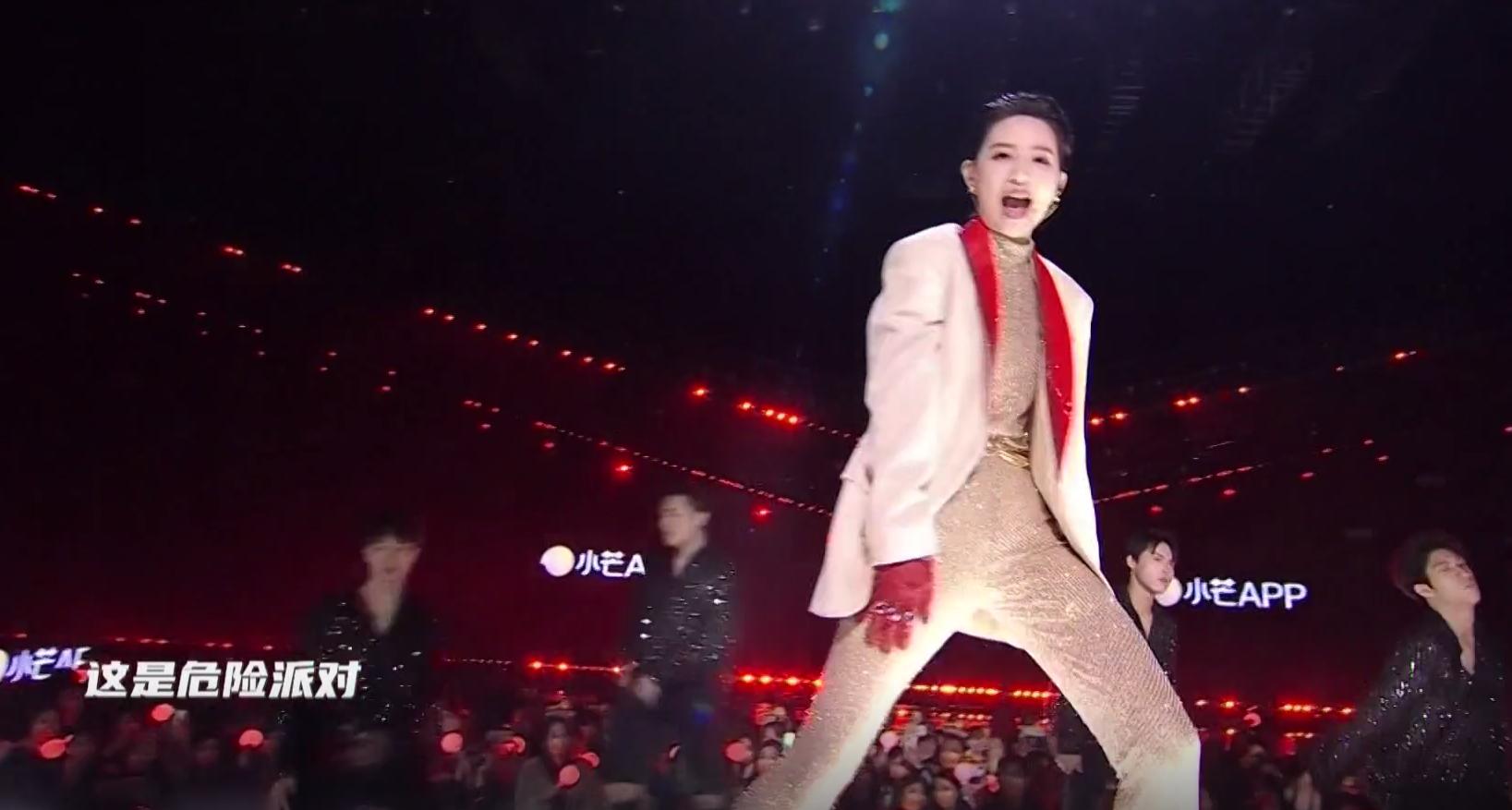 沈梦辰热场,钟欣潼沈梦辰