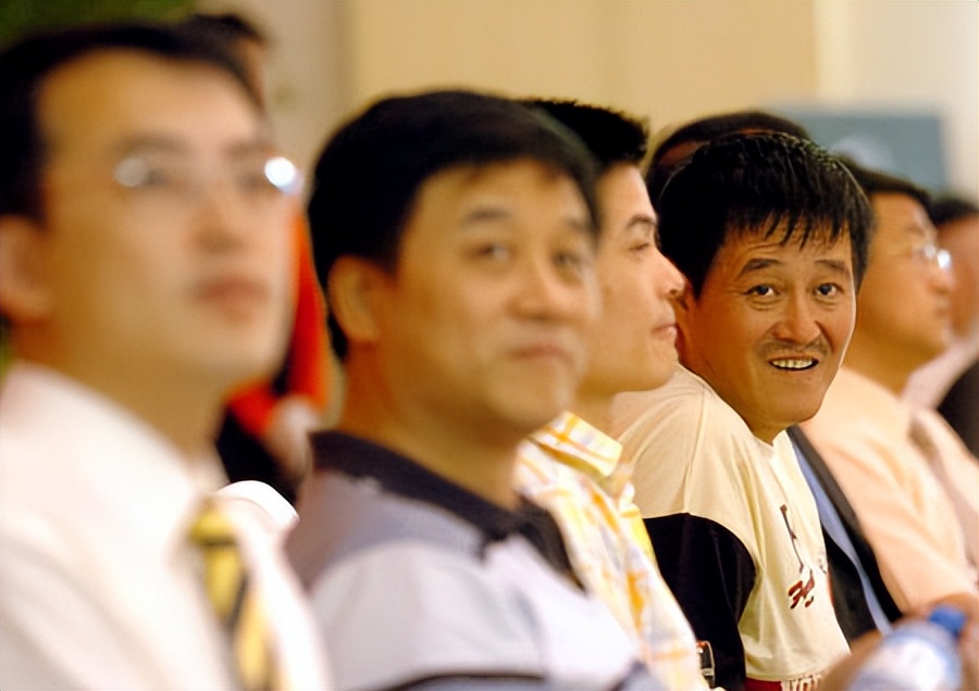 赵本山被徒弟忽悠,赵本山第一次被范伟忽悠