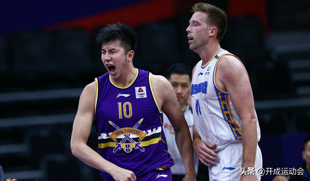 北控邹雨宸暴扣,北控官宣邹雨宸伤情