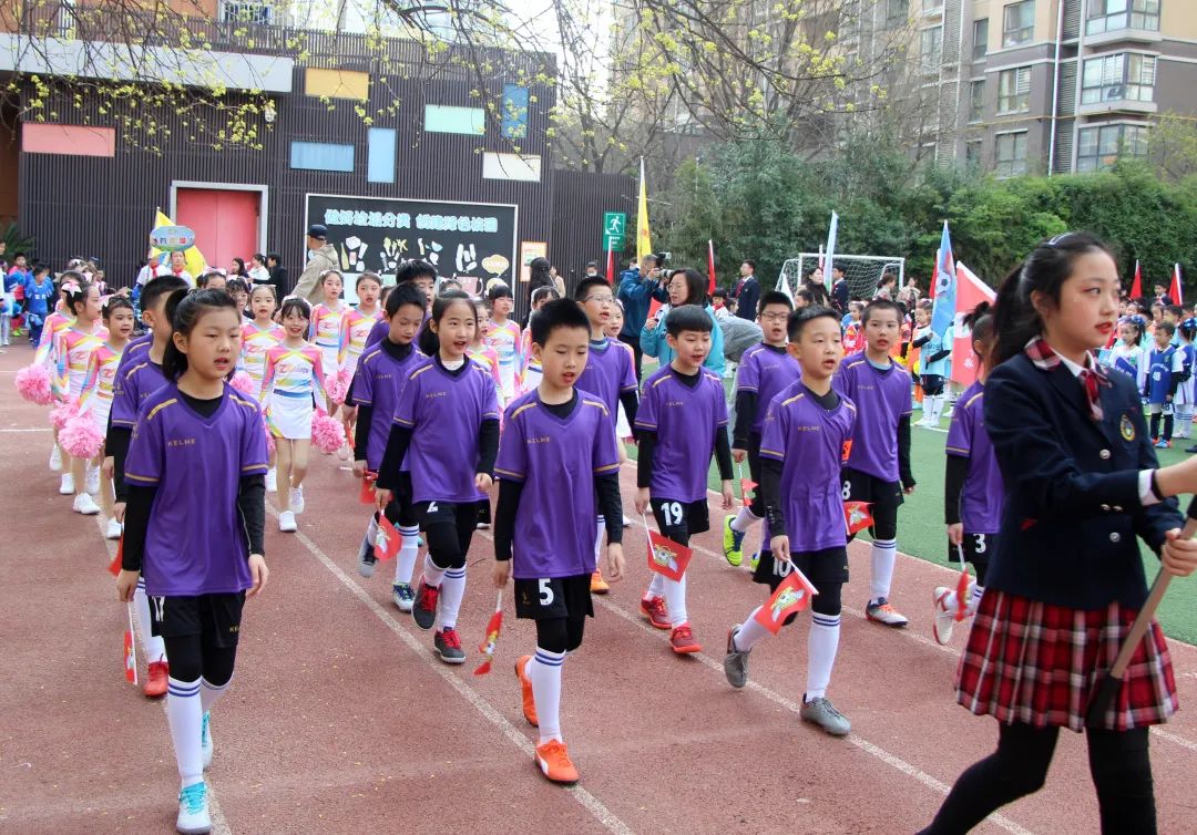 最热辣的校园足球联赛来了：大学南路小学2023年校园足球联赛激情开幕！