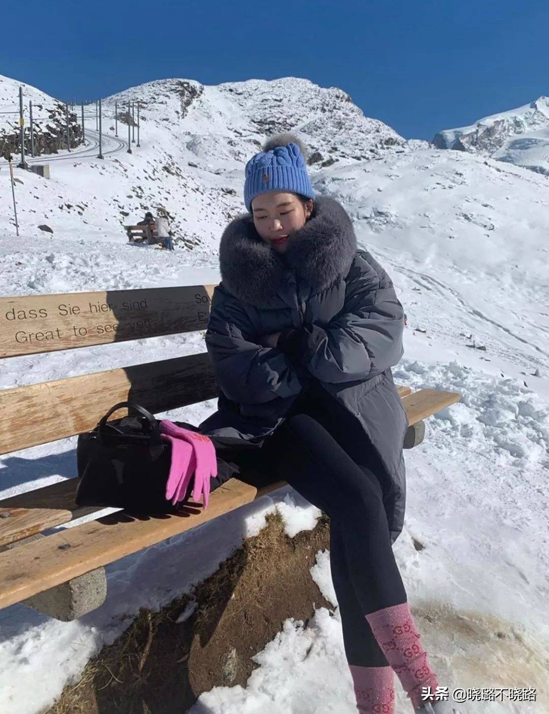 今年流行的鲨鱼裤袜子外穿,鲨鱼裤今年最火袜子长筒冬季