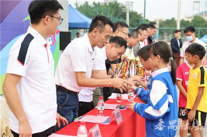 绿茵点燃梦想足球比赛,番禺区2024年校园足球联赛