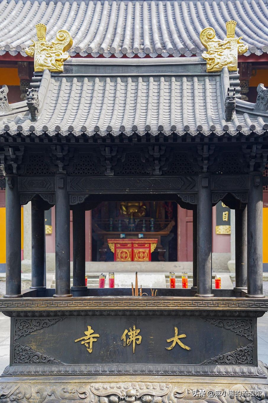 浙江绍兴有座千年大佛寺，有江南第一大石佛，许多影视剧都来取景