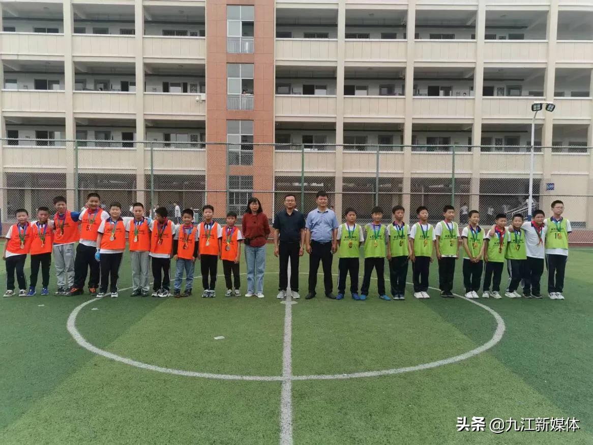 柴桑区第二小学足球赛,柴桑区第一小学足球比赛