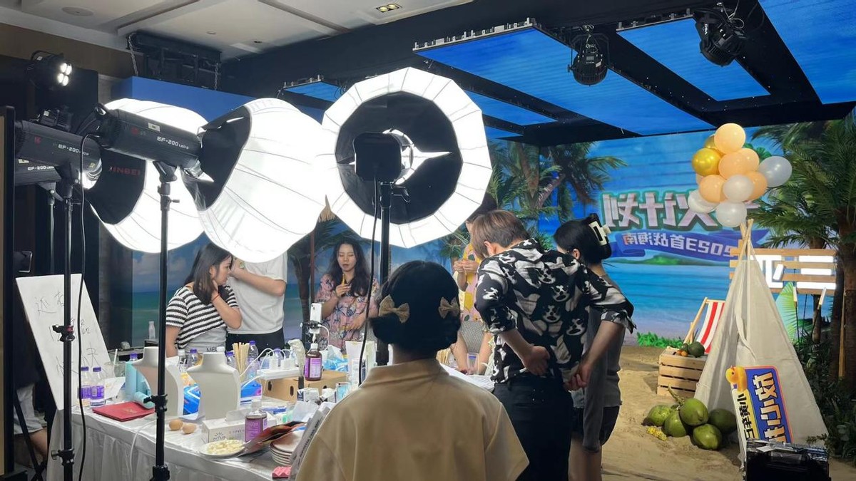 海南省2023年春季网上直播带货节启动